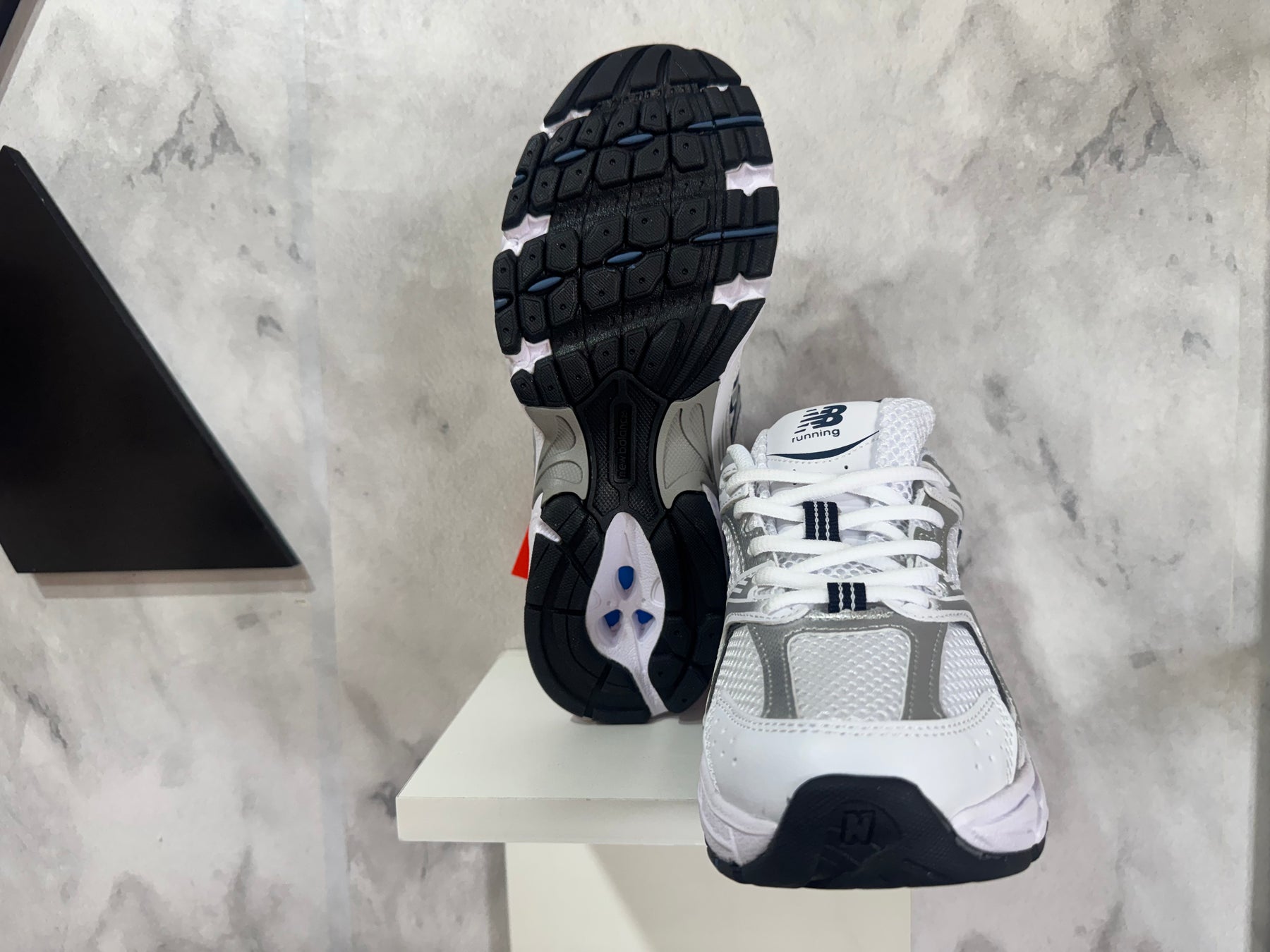 New Balance 530 White Silver Navy (Pronta Entrega)