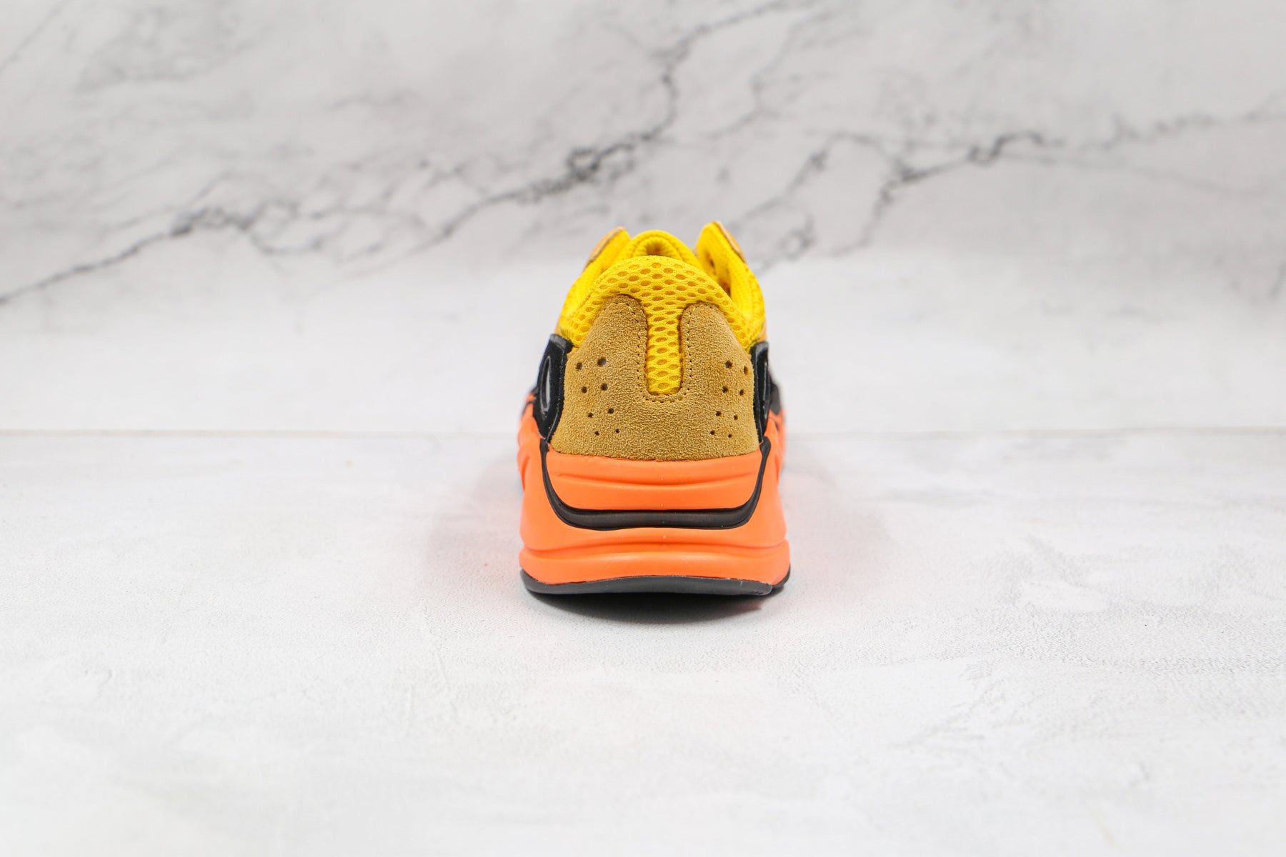 Adidas Yeezy Boost 700 Sun - Luxe Premium Brazil