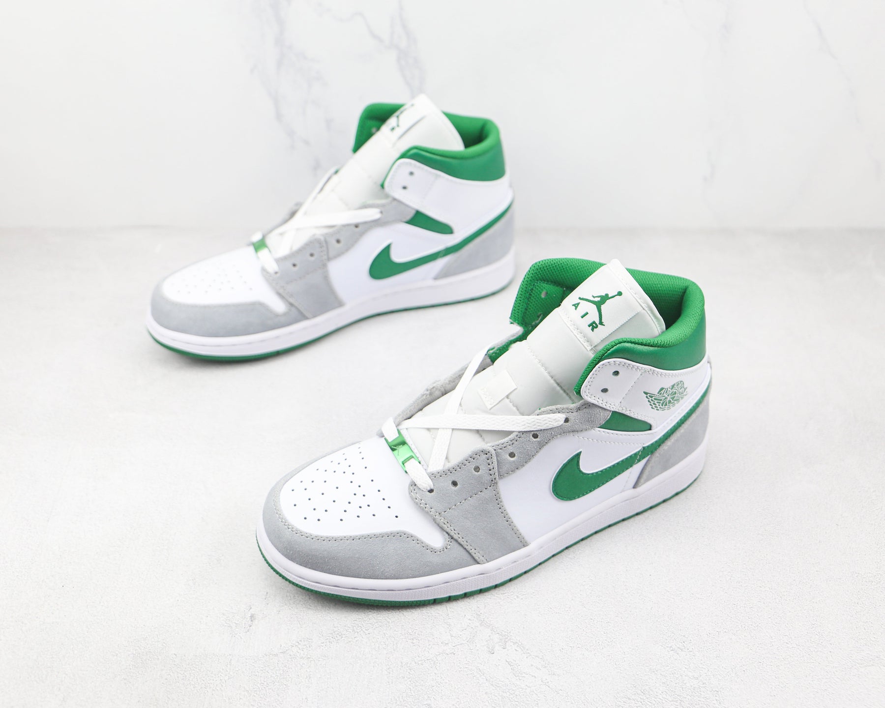Jordan 1 Mid SE Grey Green - Luxe Premium Brazil