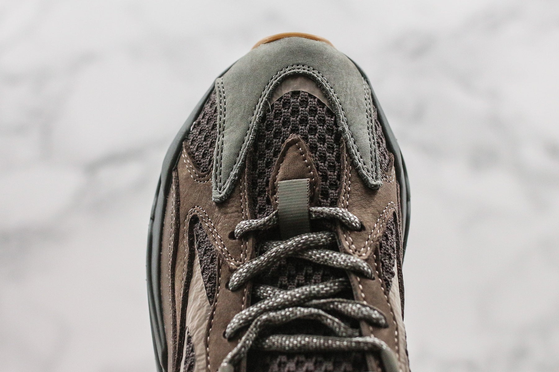 Adidas Yeezy Boost 700 V2 Geode - Luxe Premium Brazil