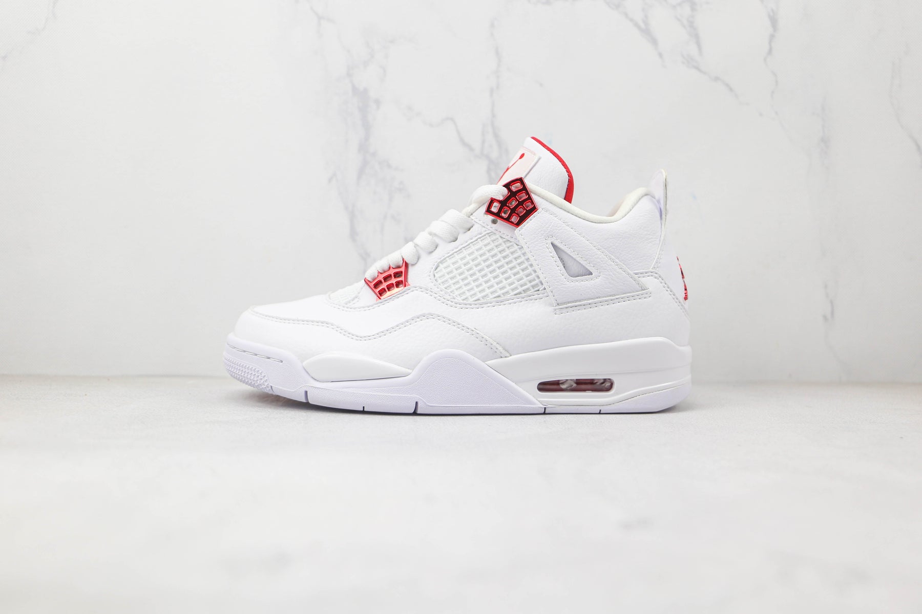 Jordan 4 Retro Metallic Red - Luxe Premium Brazil