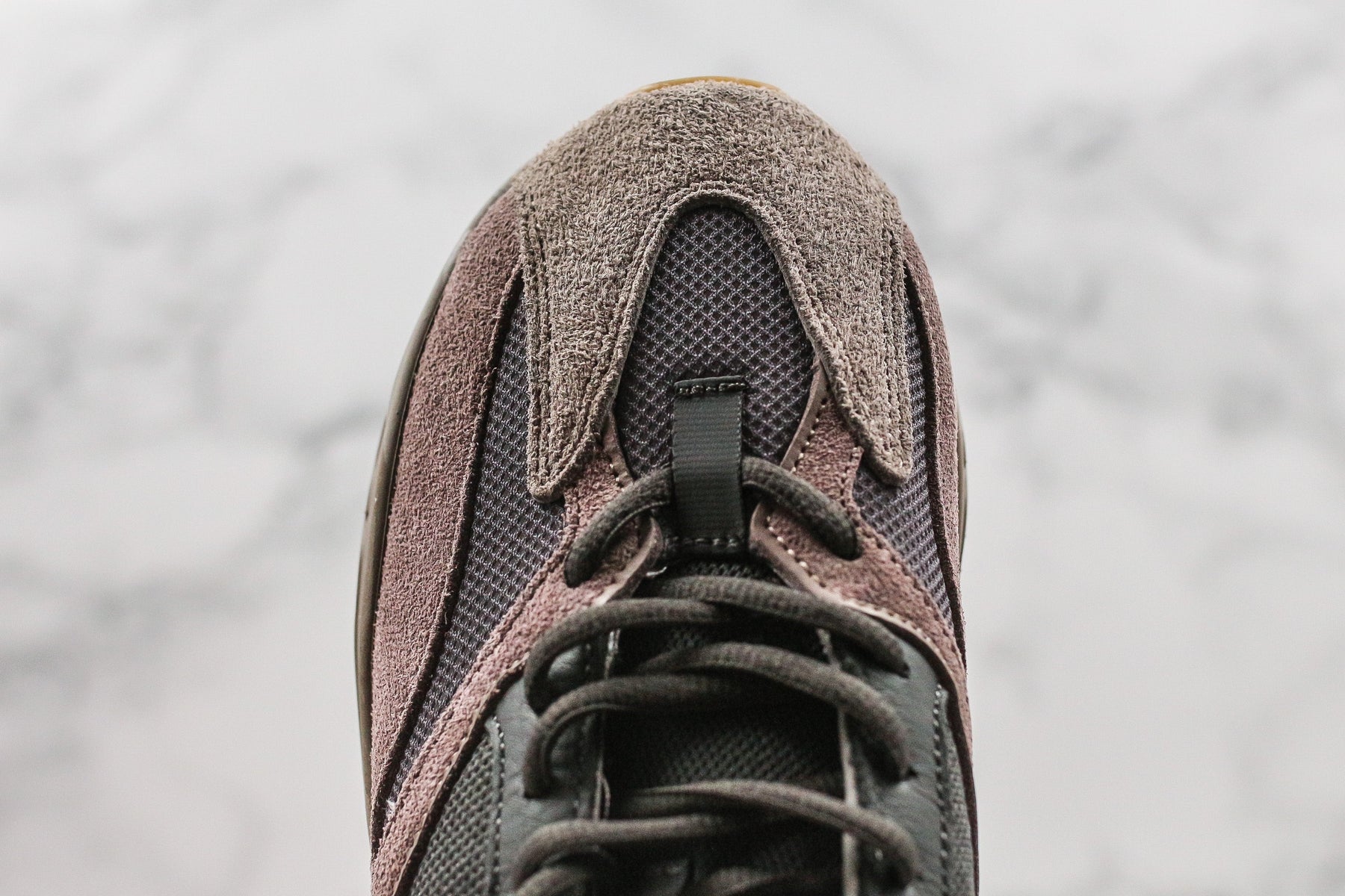 Adidas Yeezy Boost 700 Mauve - Luxe Premium Brazil