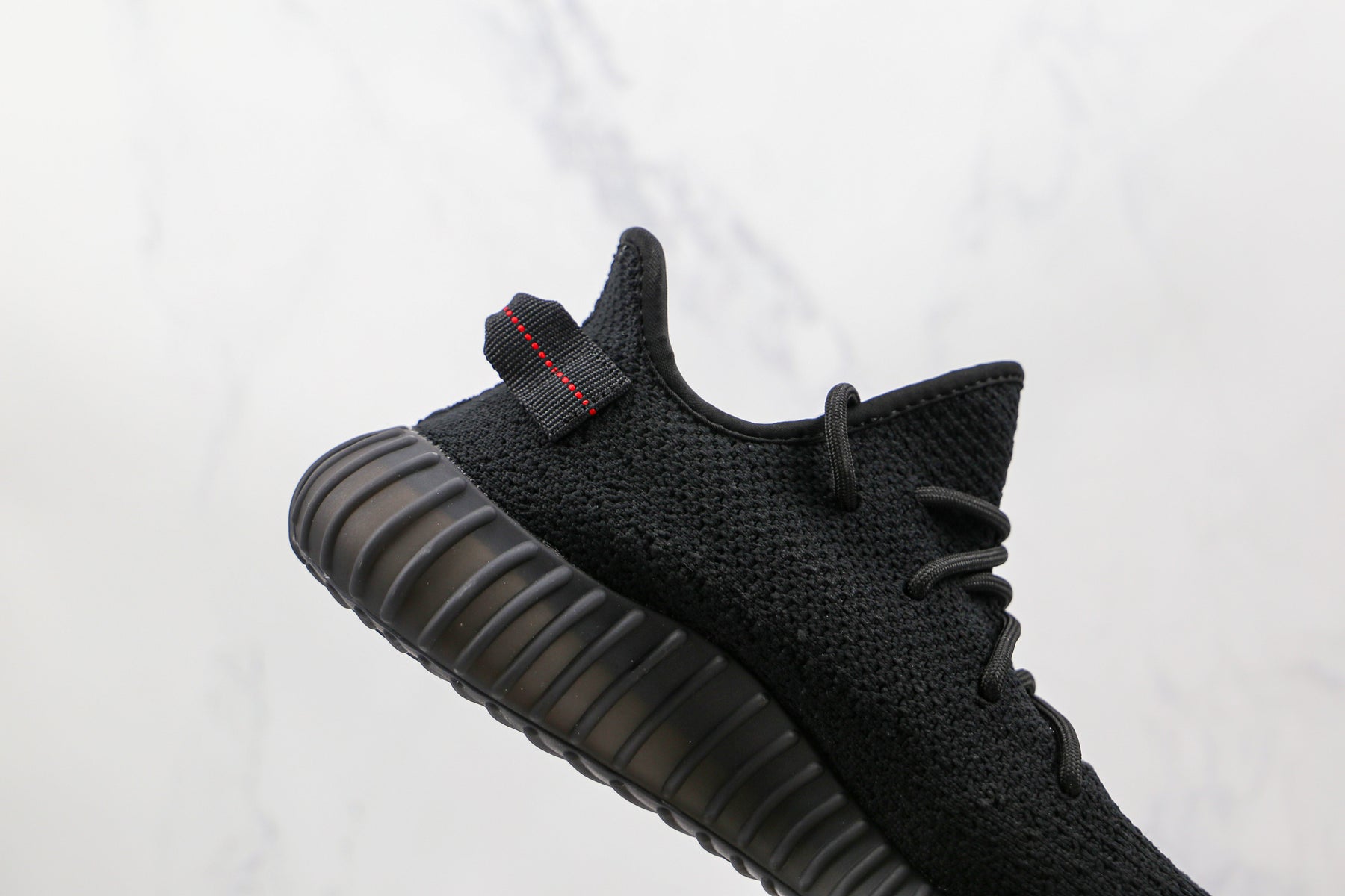 Adidas Yeezy Boost 350 V2 Black Red - Luxe Premium Brazil