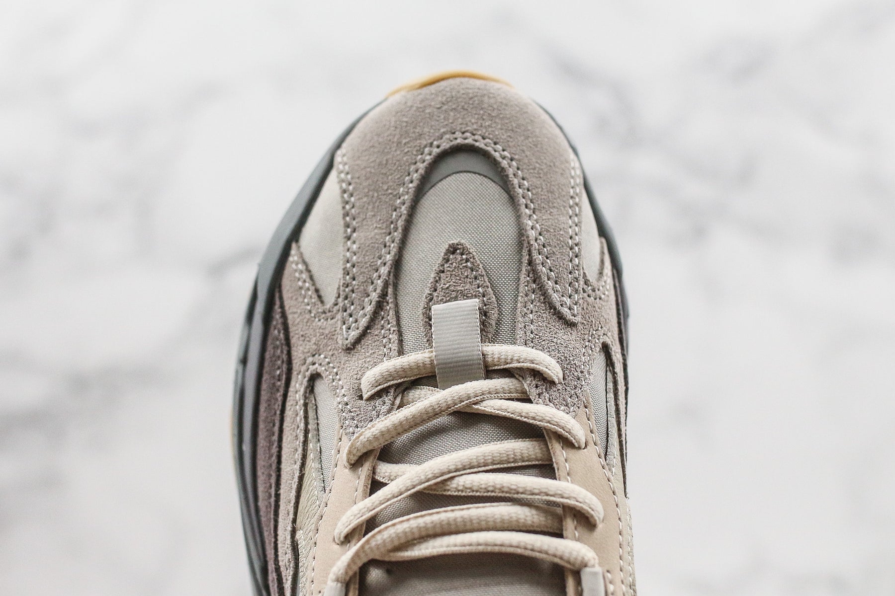 Adidas Yeezy Boost 700 Tephra - Luxe Premium Brazil