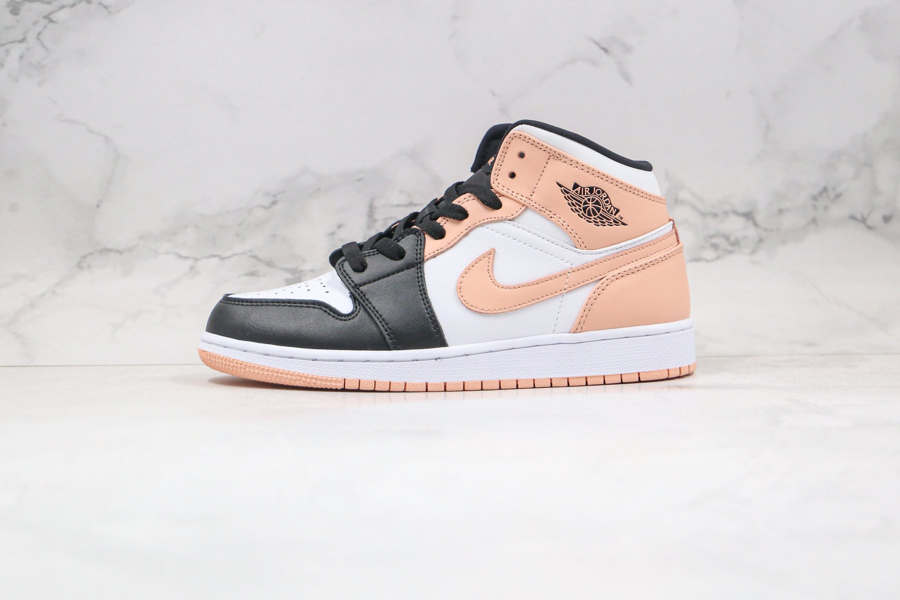 Jordan 1 Mid Arctic Orange Black Toe (GS) - Luxe Premium Brazil