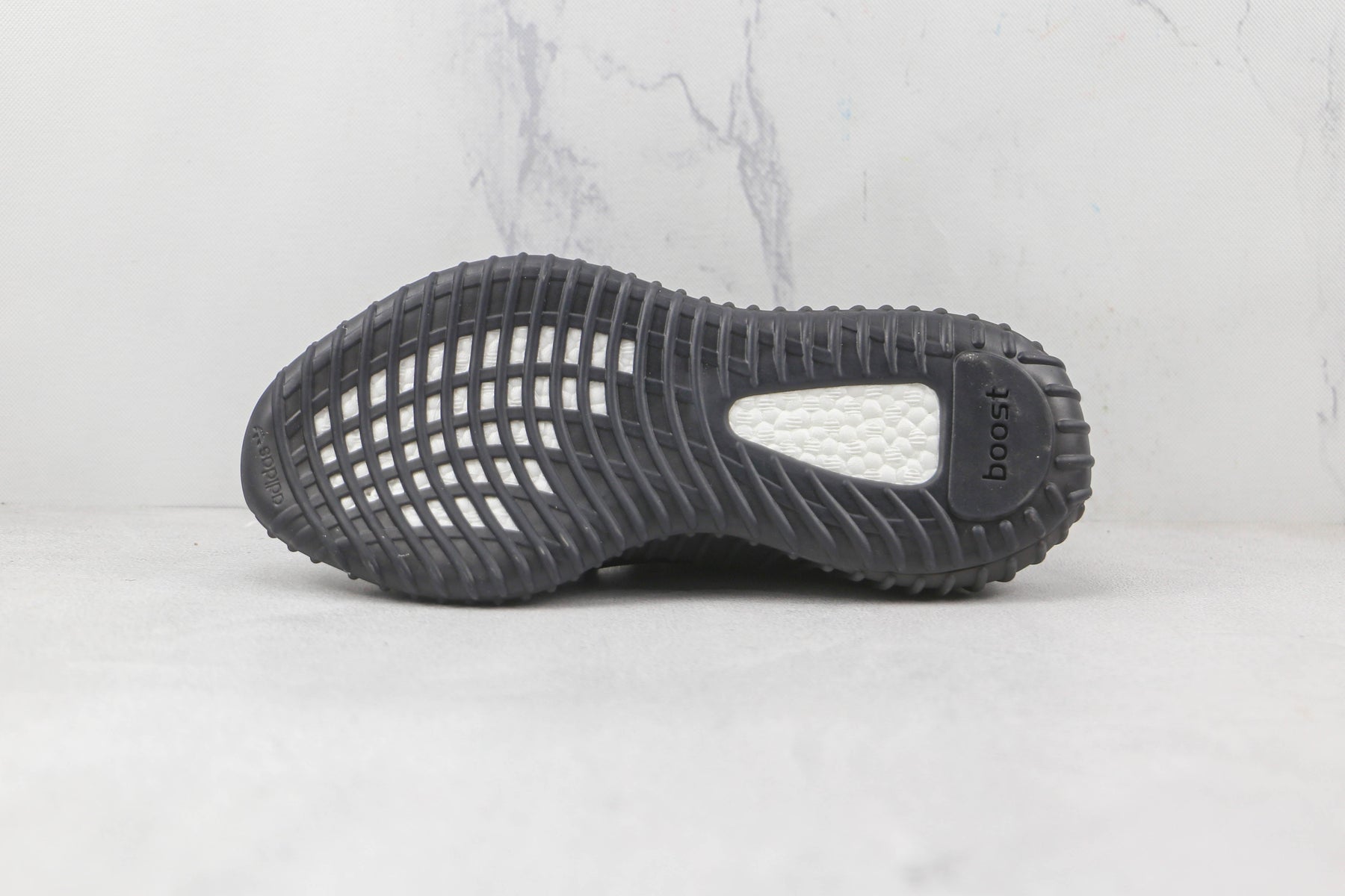 Adidas Yeezy Boost 350 V2 Onyx - Luxe Premium Brazil