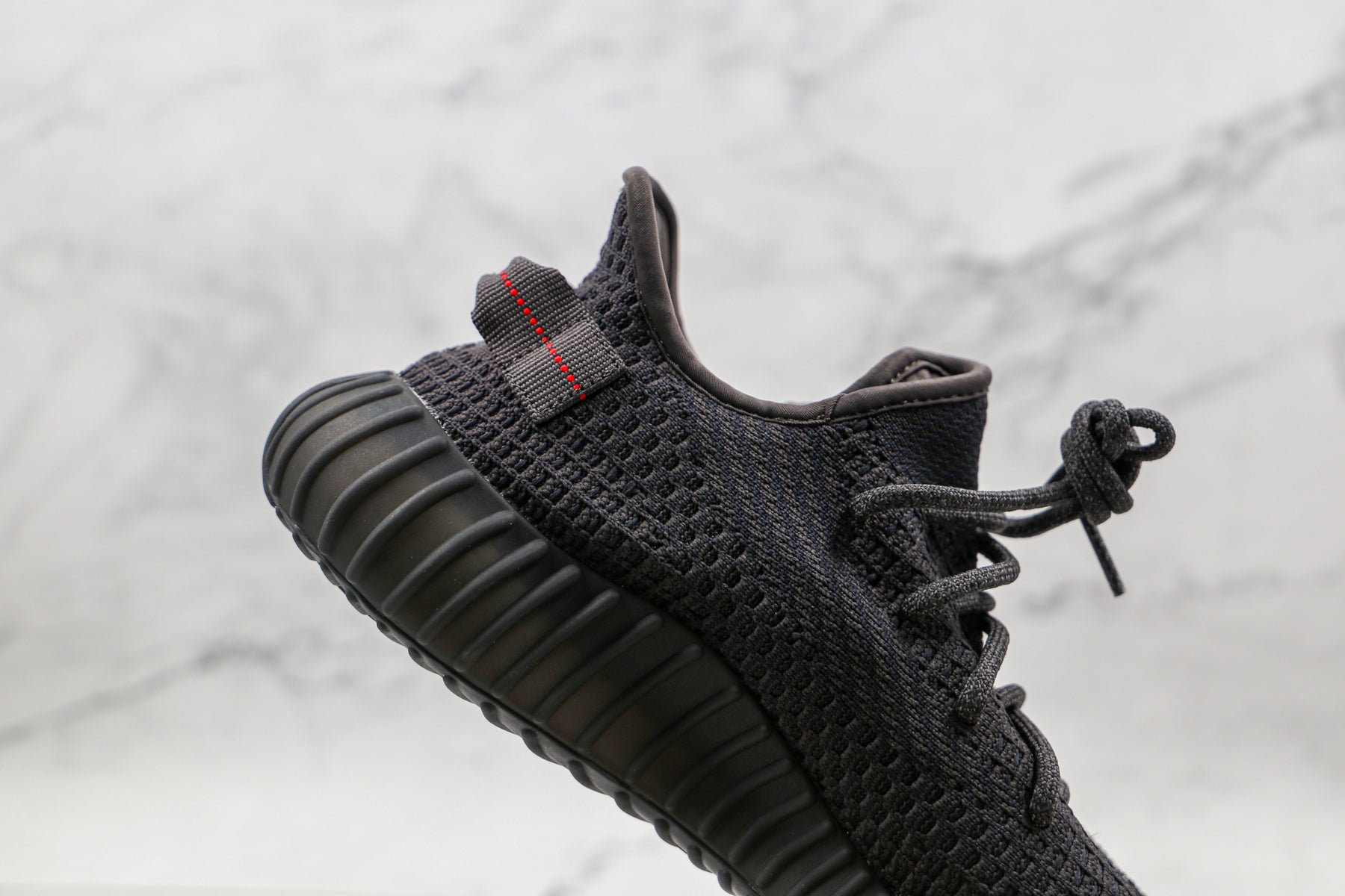 Adidas Yeezy Boost 350 V2 Black (Non-Reflective) - Luxe Premium Brazil