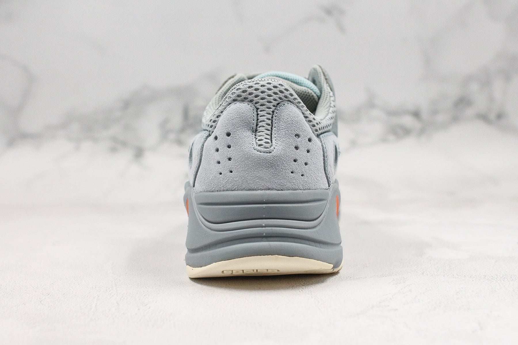 Adidas Yeezy Boost 700 Inertia - Luxe Premium Brazil
