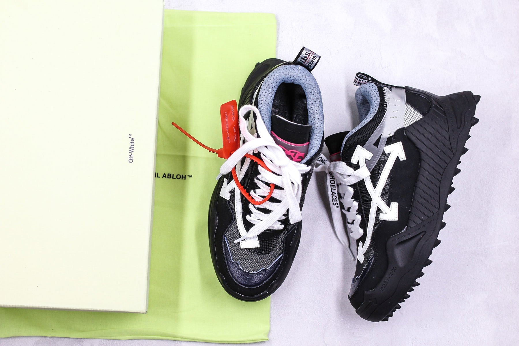 Off-White Odsy-1000 Black - Luxe Premium Brazil