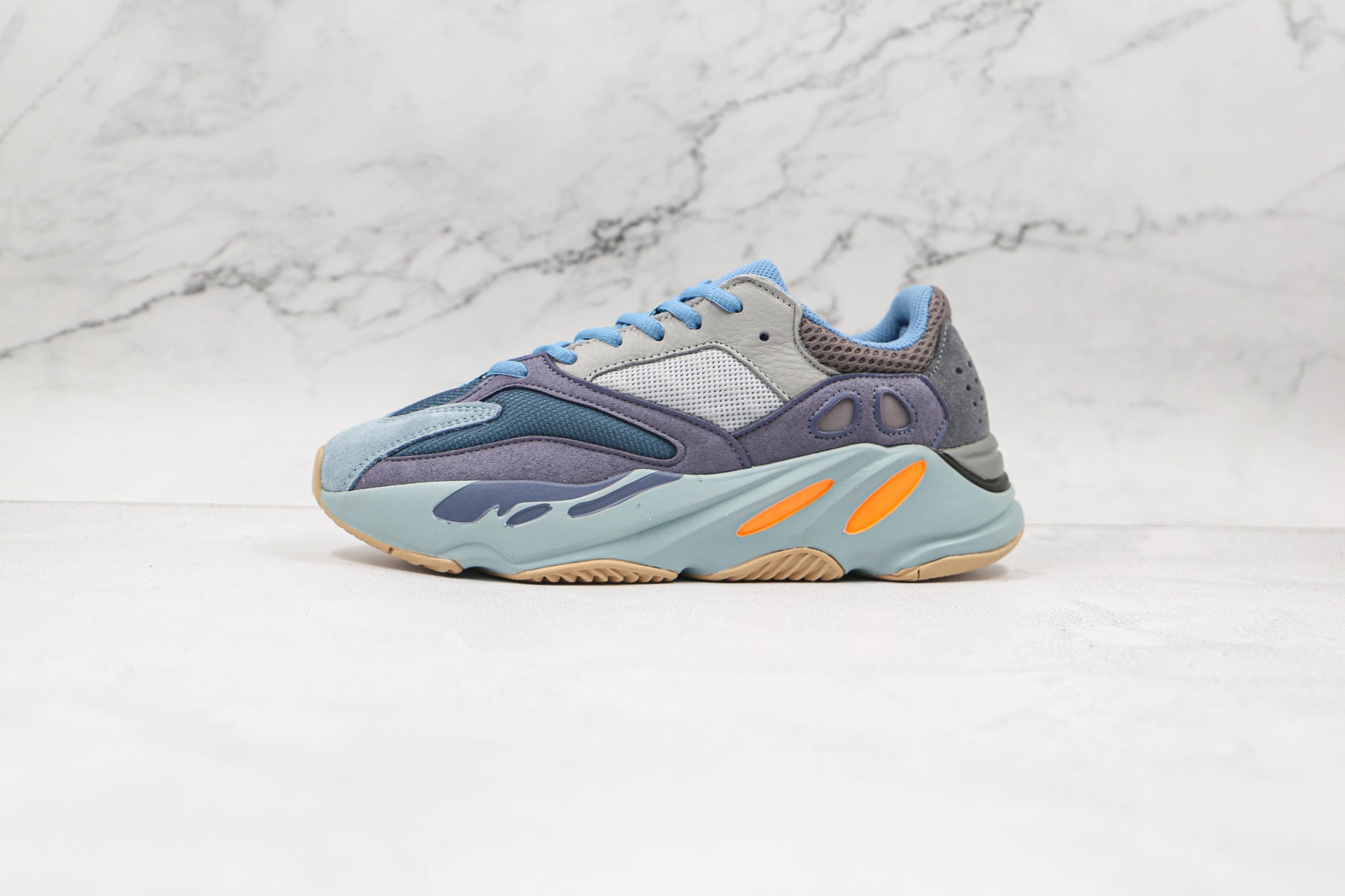 Adidas Yeezy Boost 700 Carbon Blue - Luxe Premium Brazil