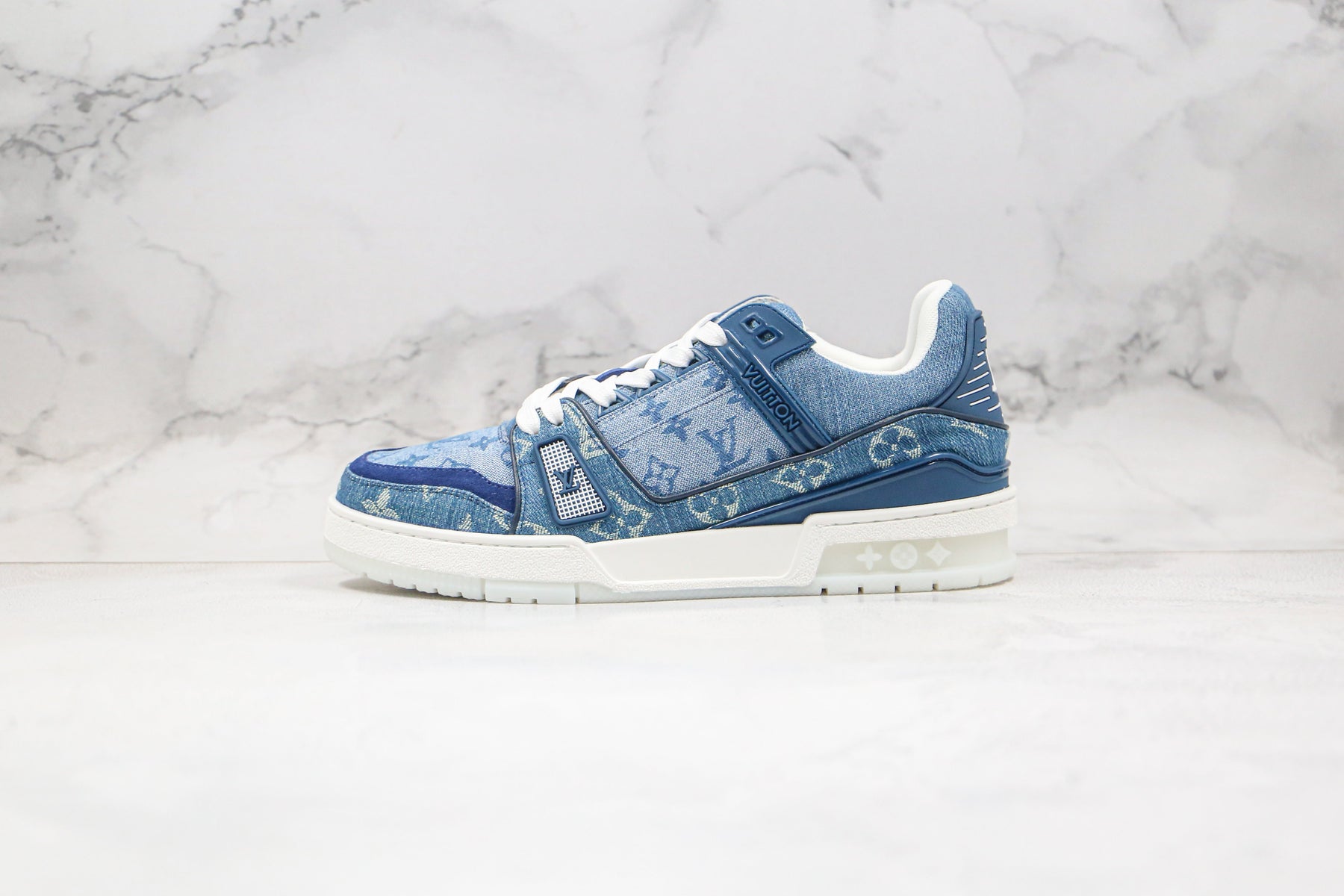Louis Vuitton Trainer Sneaker Denim Monogram - Luxe Premium Brazil