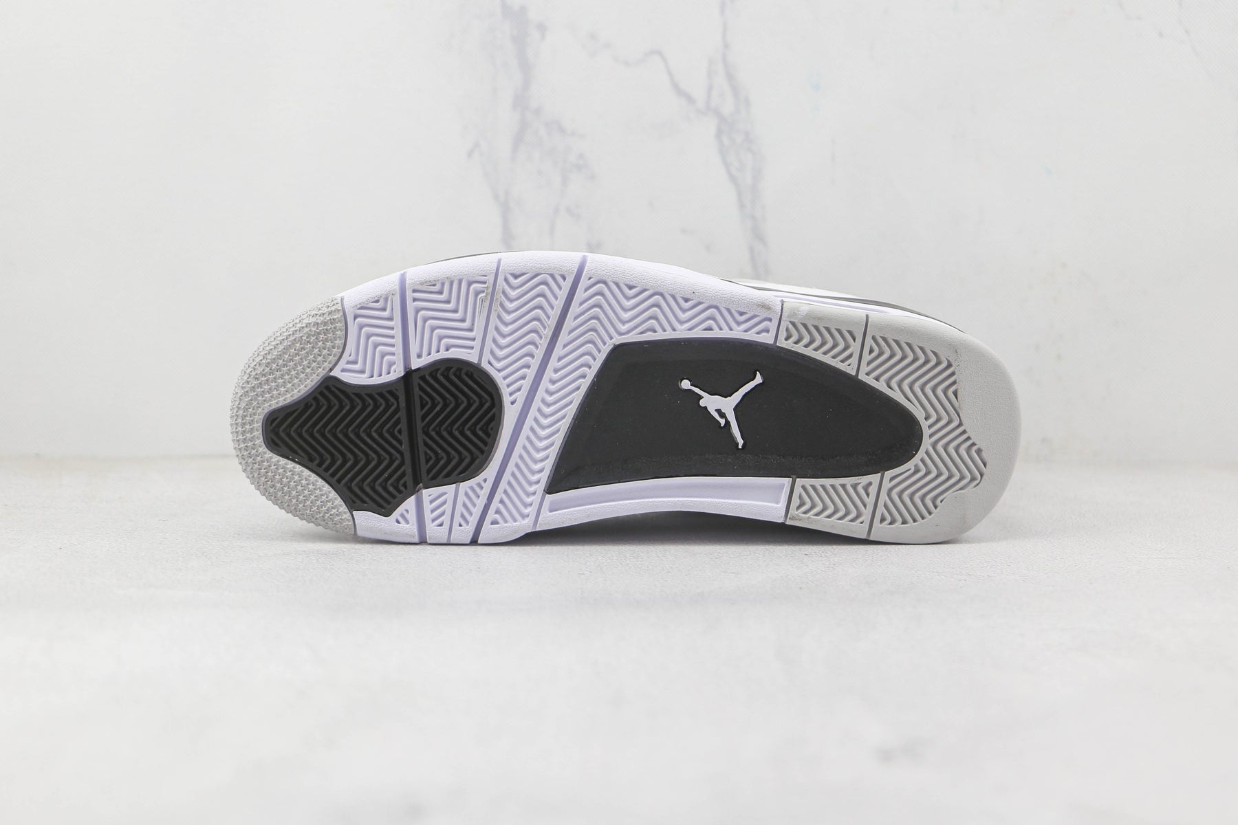 Jordan 4 Retro Military Black - Luxe Premium Brazil