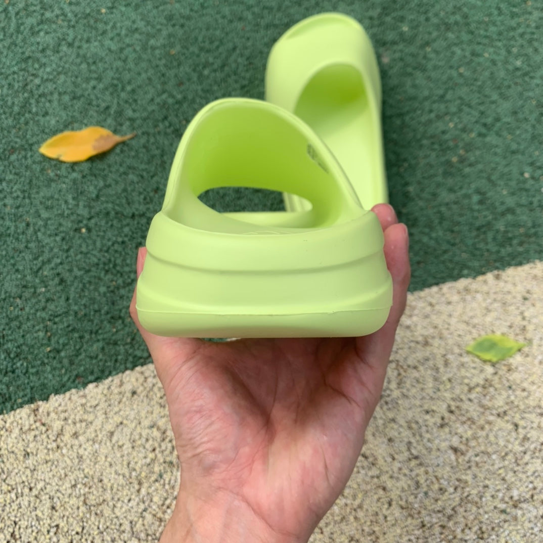 Adidas Yeezy Slide Glow Green - Luxe Premium Brazil