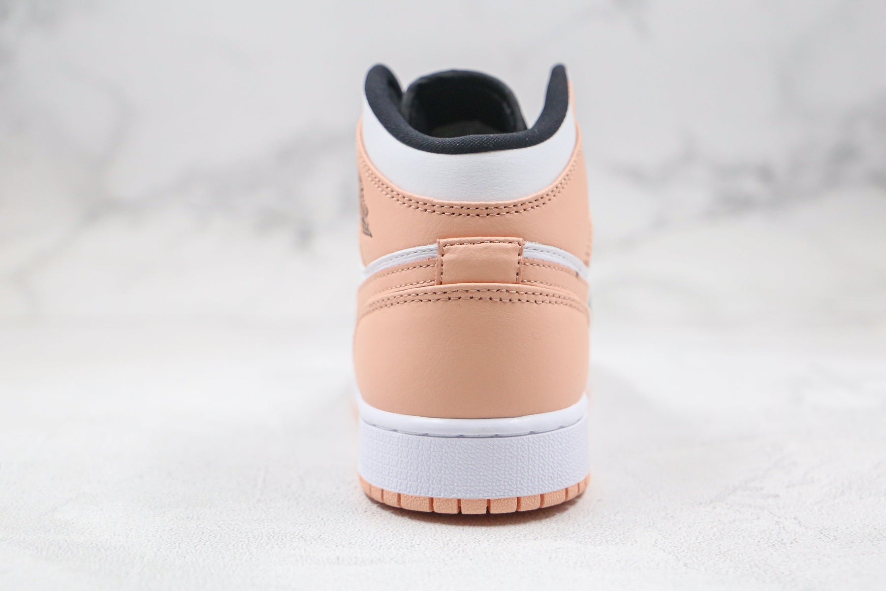 Jordan 1 Mid Arctic Orange Black Toe (GS) - Luxe Premium Brazil