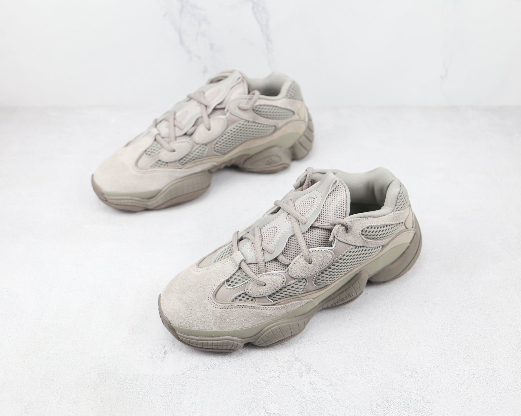 Adidas Yeezy 500 Ash Grey - Luxe Premium Brazil