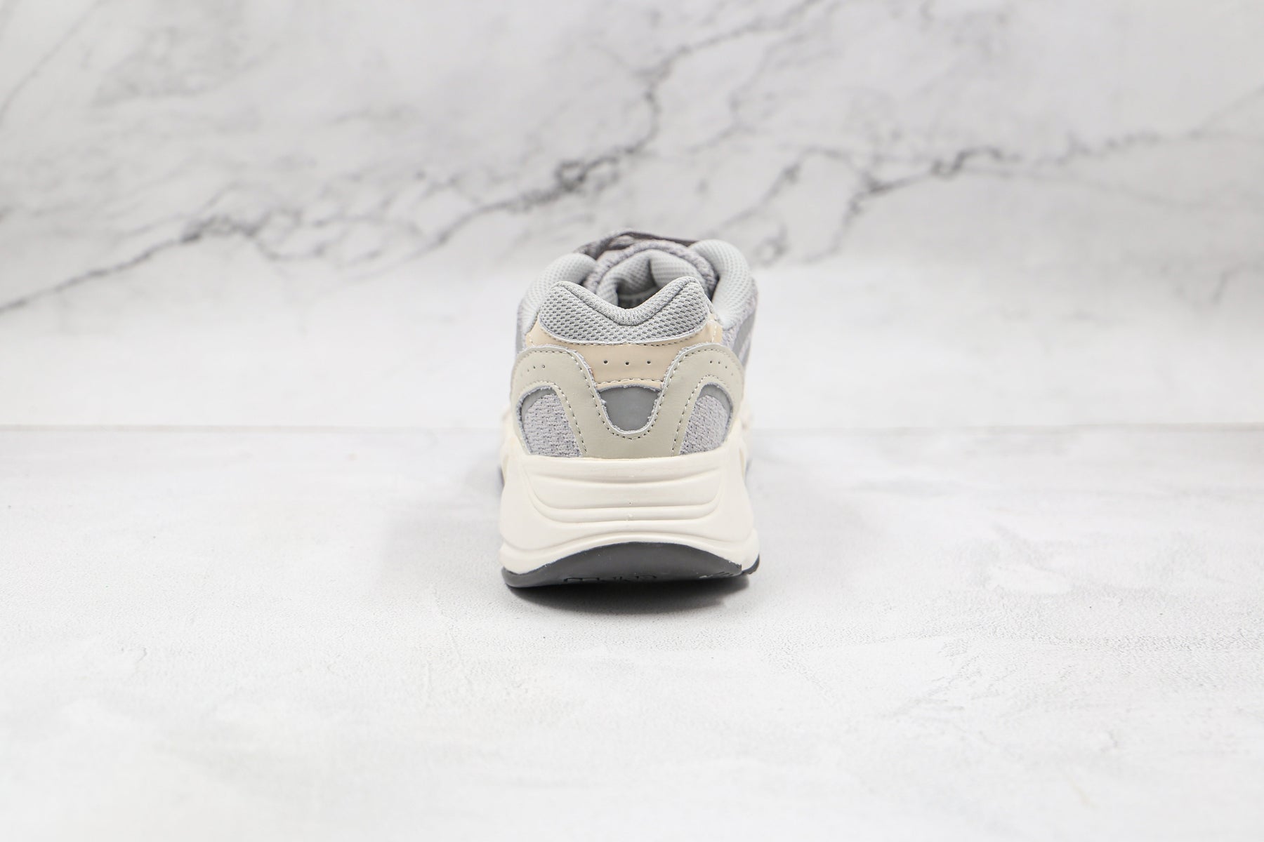 Adidas Yeezy Boost 700 V2 Cream - Luxe Premium Brazil