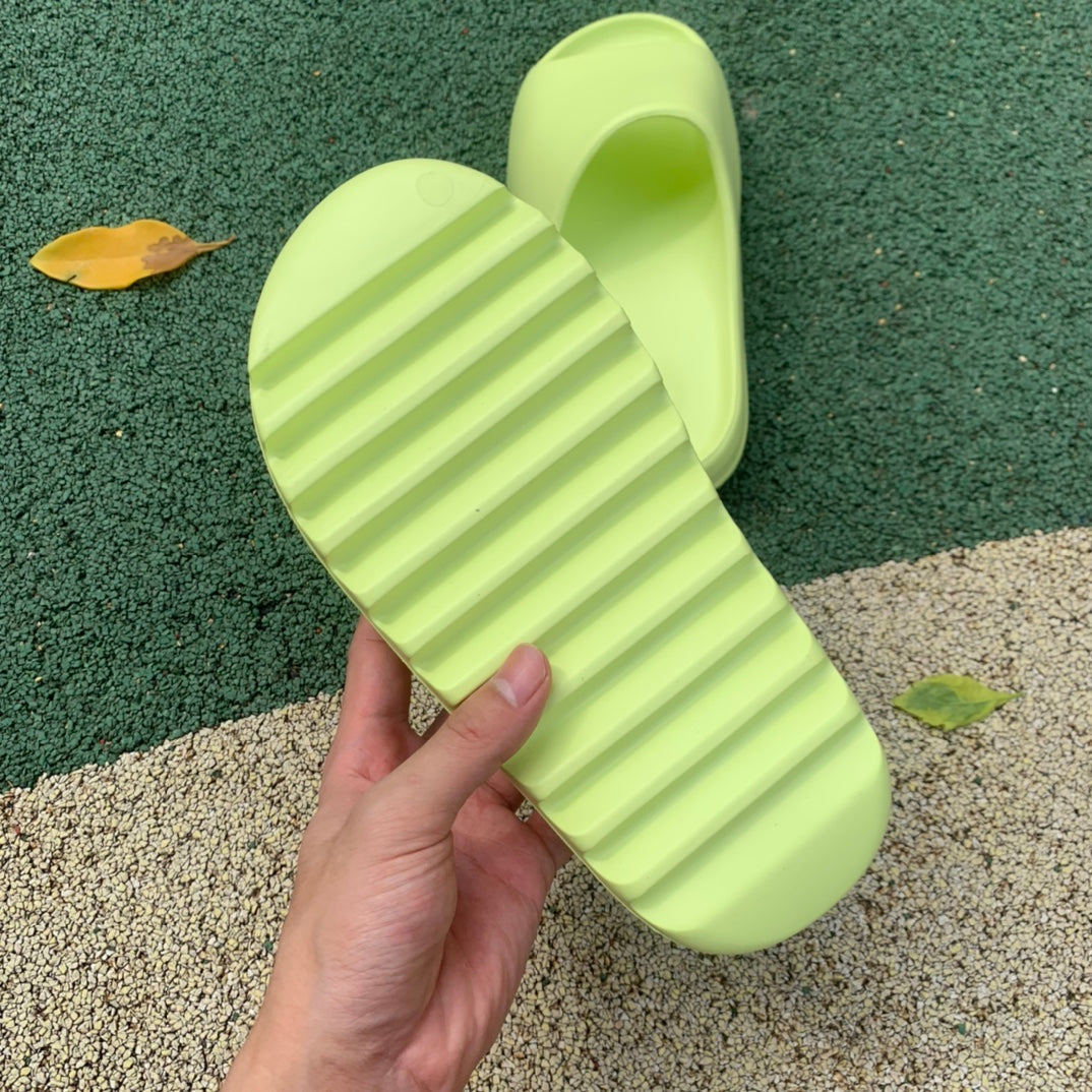 Adidas Yeezy Slide Glow Green - Luxe Premium Brazil