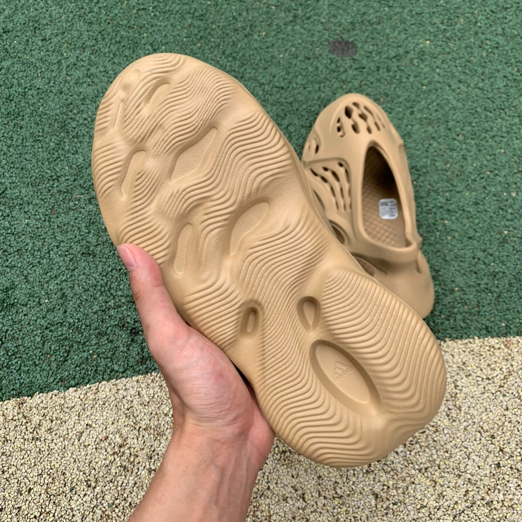 Adidas Yeezy Foam Ochre - Luxe Premium Brazil