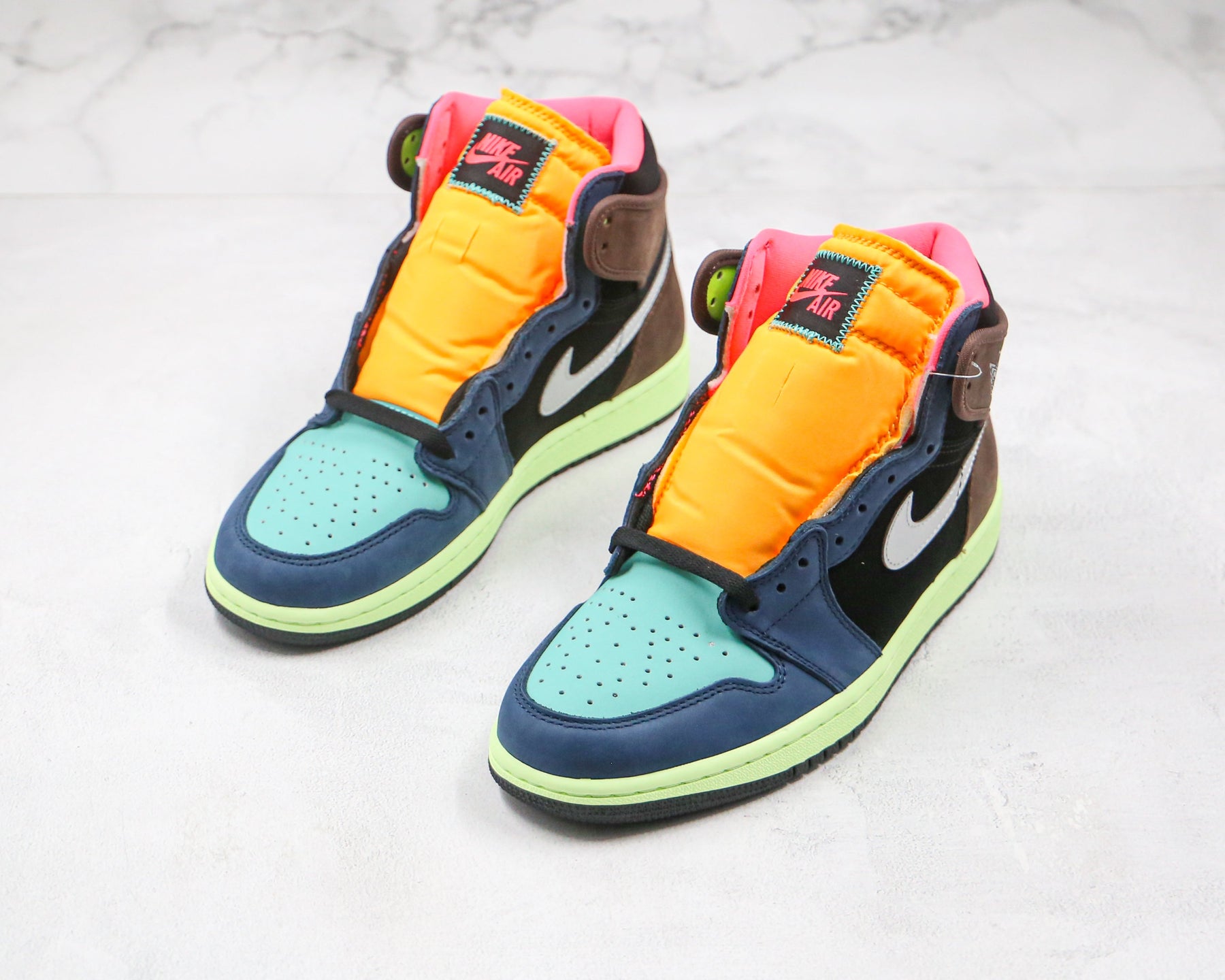 Jordan 1 Retro High Tokyo Bio Hack Luxe Premium Brazil
