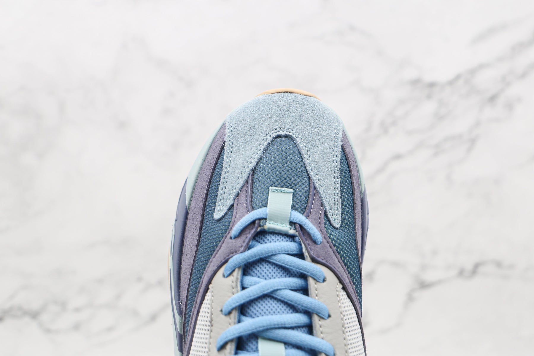 Adidas Yeezy Boost 700 Carbon Blue - Luxe Premium Brazil