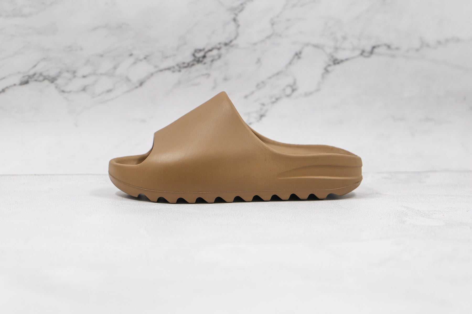 Adidas Yeezy Slide Core - Luxe Premium Brazil