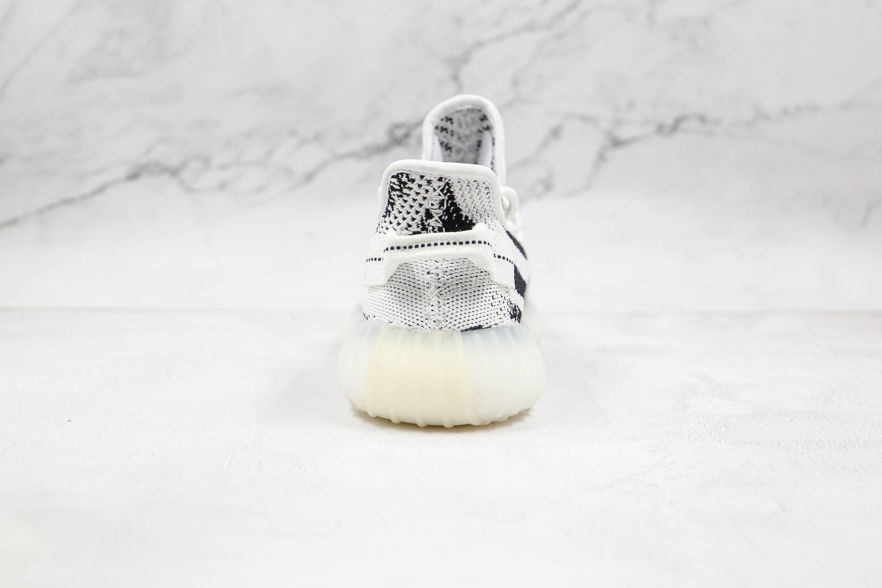 Adidas Yeezy Boost 350 V2 Zebra - Luxe Premium Brazil