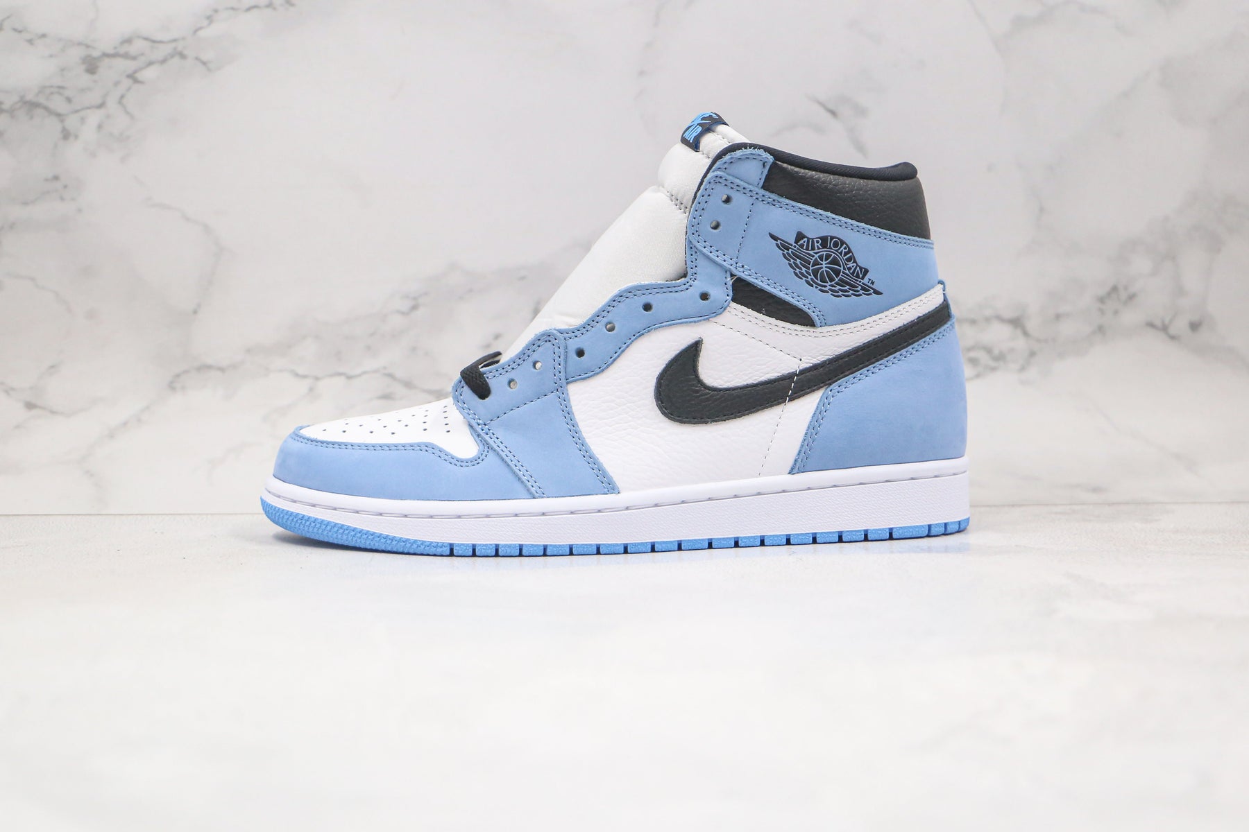 Jordan 1 Retro High White University Blue Black Luxe Premium Brazil