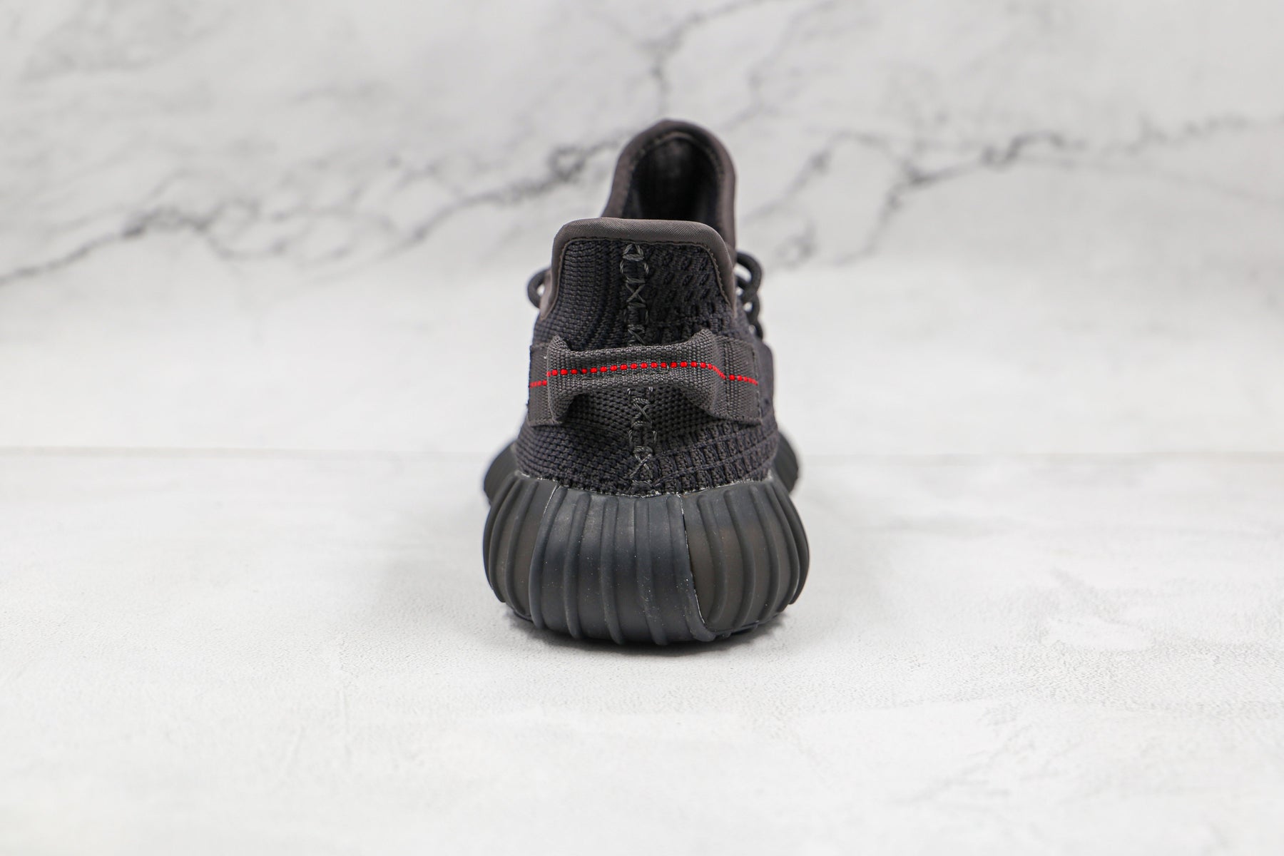 Adidas Yeezy Boost 350 V2 Black (Non-Reflective) - Luxe Premium Brazil