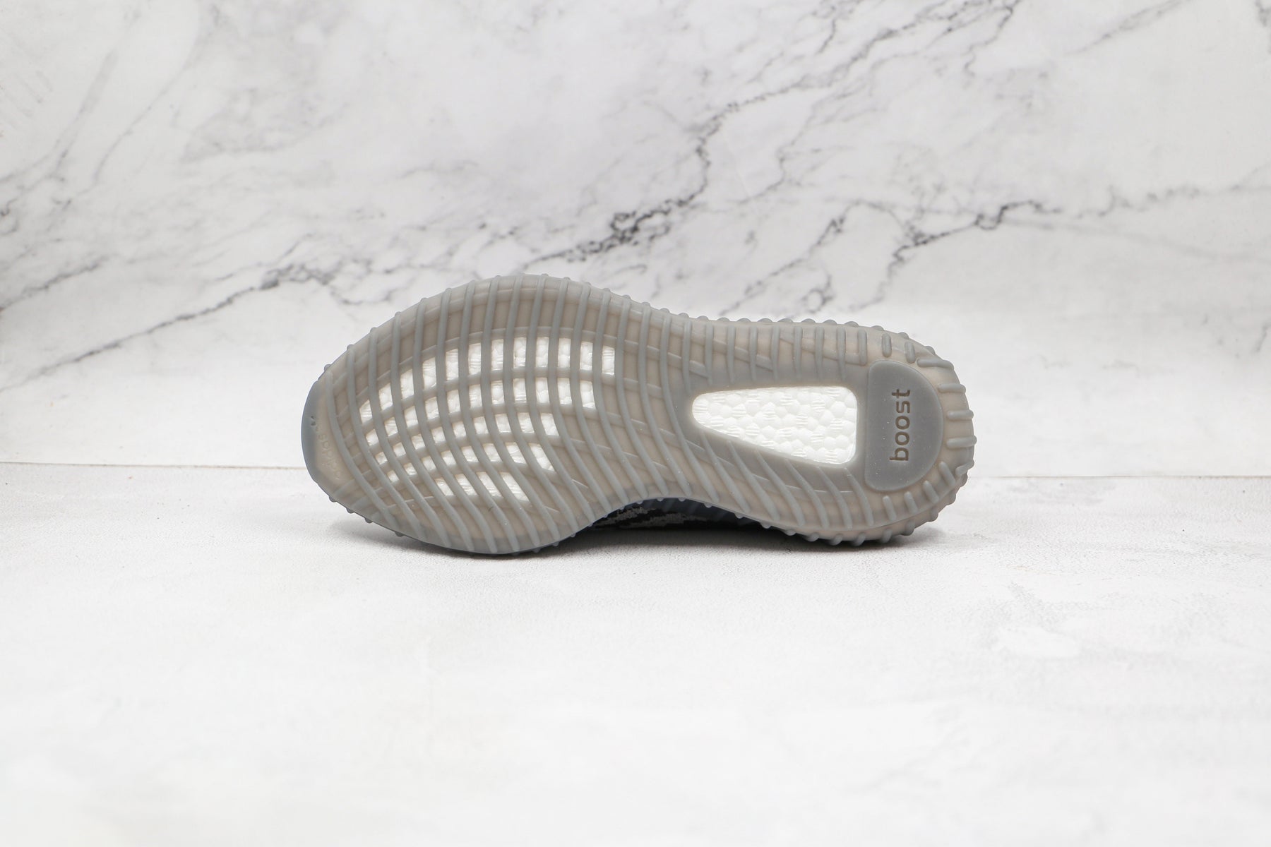 Adidas Yeezy Boost 350 V2 Beluga 2.0 - Luxe Premium Brazil