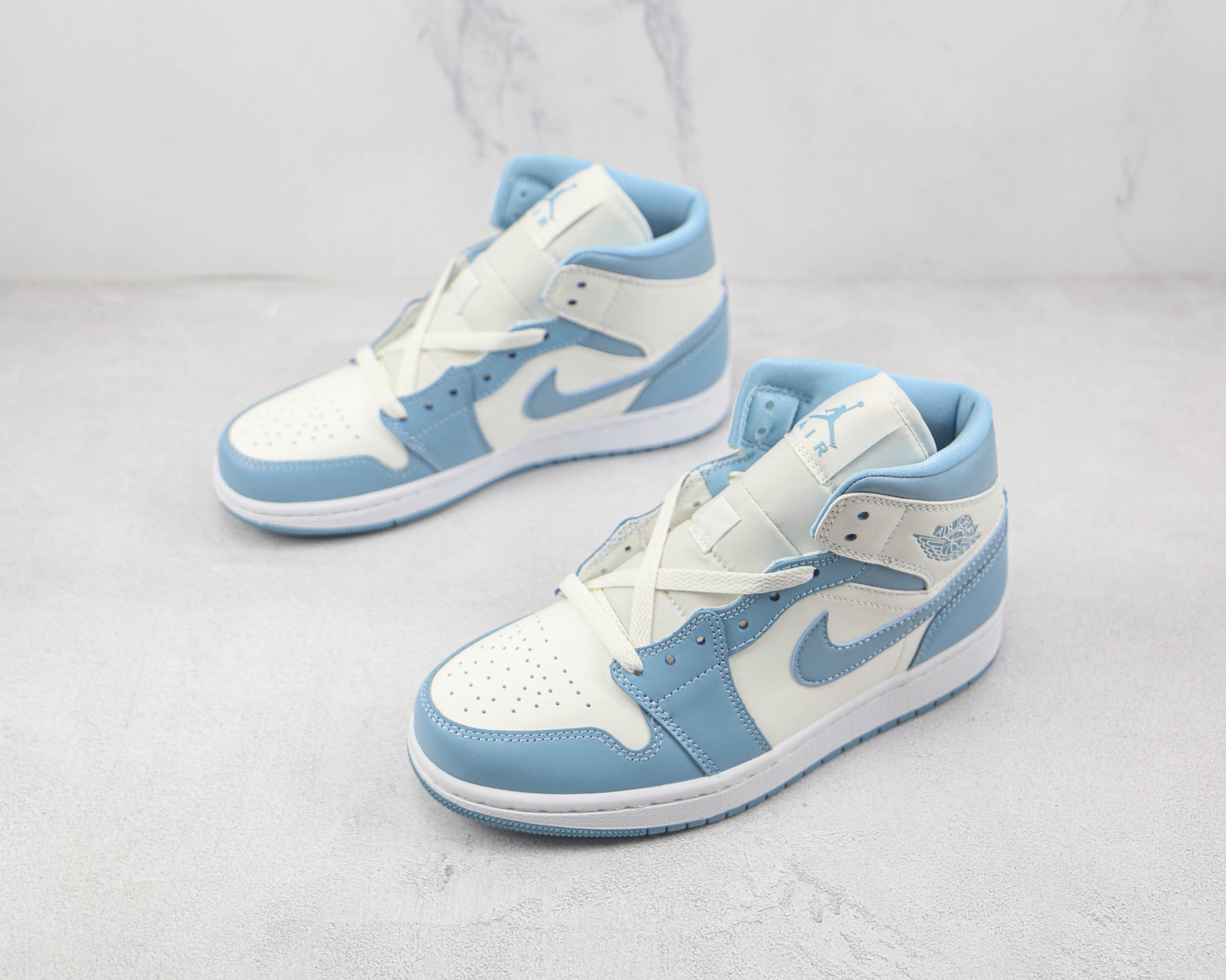 Jordan 1 Mid UNC - Luxe Premium Brazil