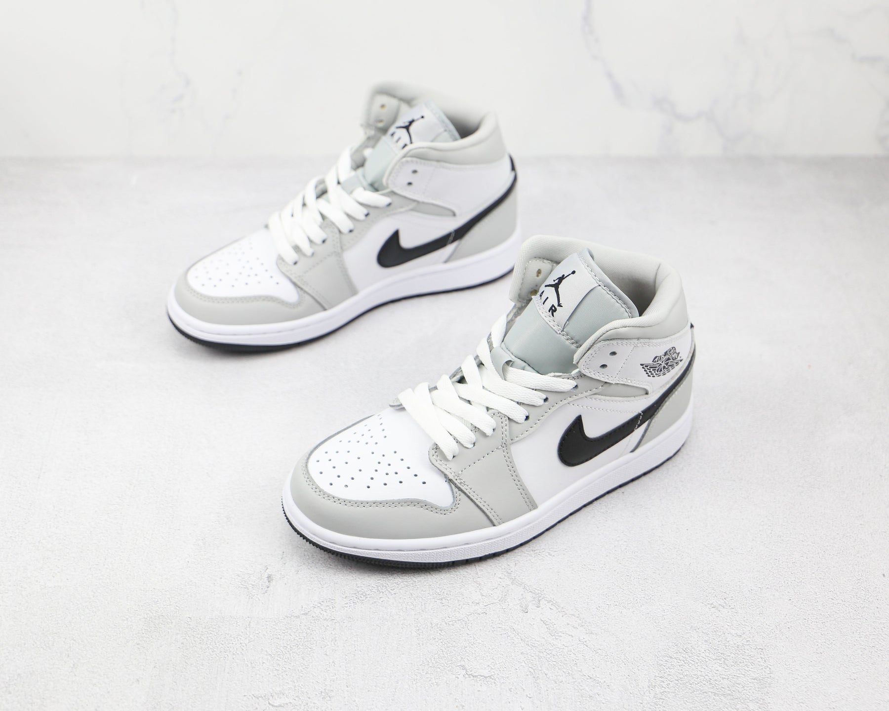 Jordan 1 Mid Light Smoke Grey Luxe Premium Brazil