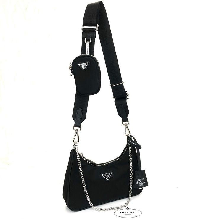 Bolsa em Re-Nylon Prada Re-Edition 2005