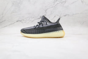 Adidas Yeezy Boost 350 V2 Carbon - Luxe Premium Brazil