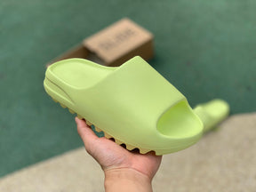 Adidas Yeezy Slide Glow Green - Luxe Premium Brazil