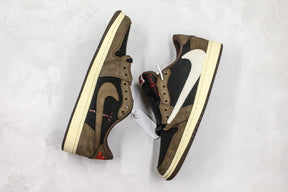 Jordan 1 Retro Low OG SP Travis Scott