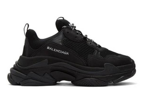 Balenciaga Triple S Black - Luxe Premium Brazil
