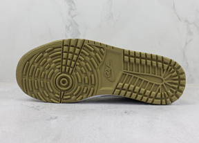 Jordan 1 Retro Low Golf Travis Scott Neutral Olive Luxe Premium Brazil