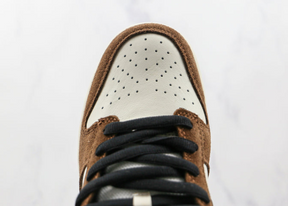 Nike SB Dunk Low White Black Trail End Brown Luxe Premium Brazil