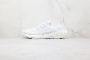 Adidas UltraBoost 22 Triple White