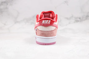 Nike SB Dunk Low Strangelove My Store