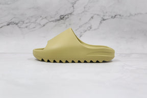 Adidas Yeezy Slide Resin - Luxe Premium Brazil